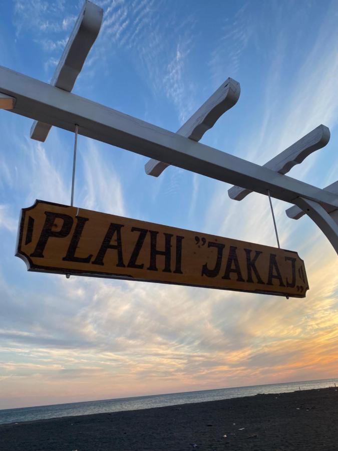 Kompleksi Jakaj Velipojë المظهر الخارجي الصورة