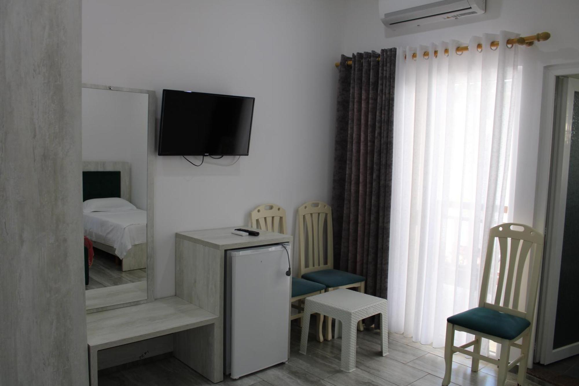 Kompleksi Jakaj Velipojë المظهر الخارجي الصورة